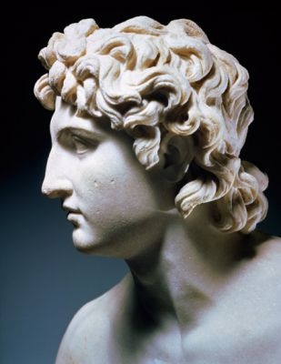 Roman period Alexander portrait Compare to profile from BAFTA Tea in LA (Getty Images)
